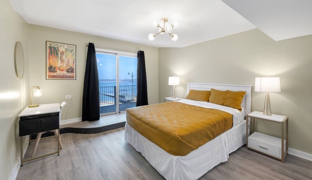 Randolph Hotel Capone Suite 201