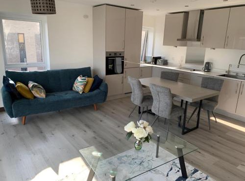 Raphvin Apex Abode - Two bedroom apartmentparking