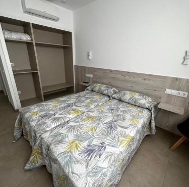 RAQUEL'S - Habitacions i Apartaments turístics -