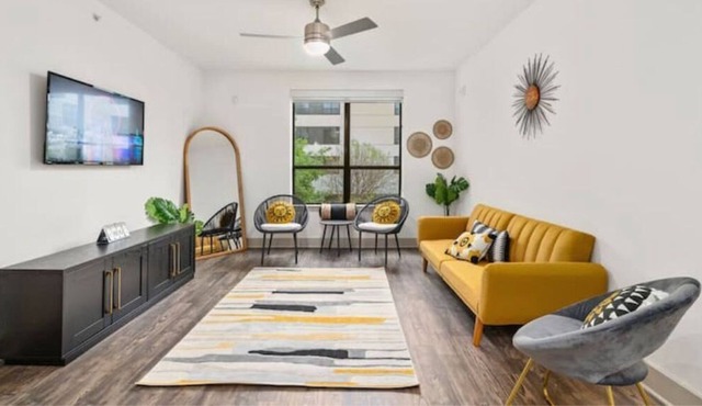 Rare 2BR 2BA w/ Court Yard Views