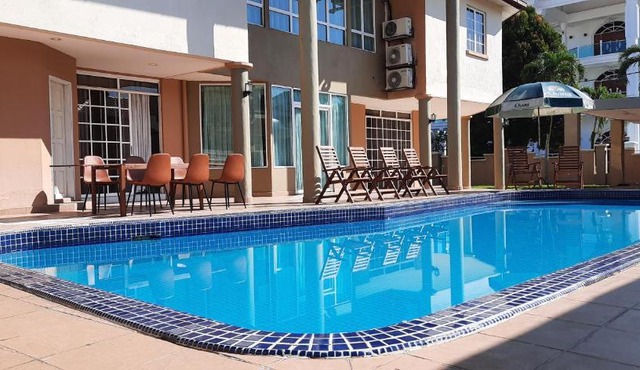 Rare and spacious pool villa , 10 minutes from KLCC & Pavillion