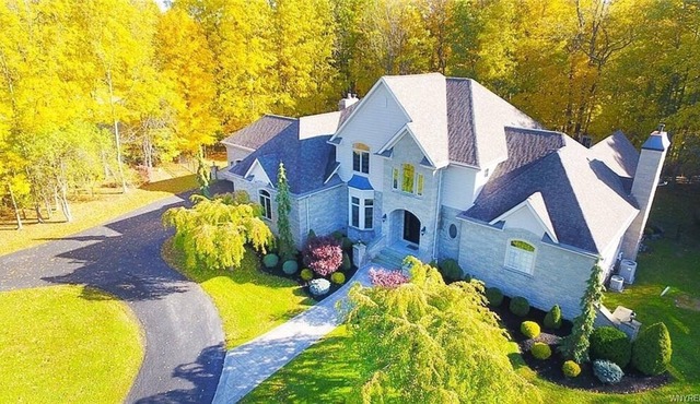 Rare! Buffalo Mansion with deck on Caszenovia creek