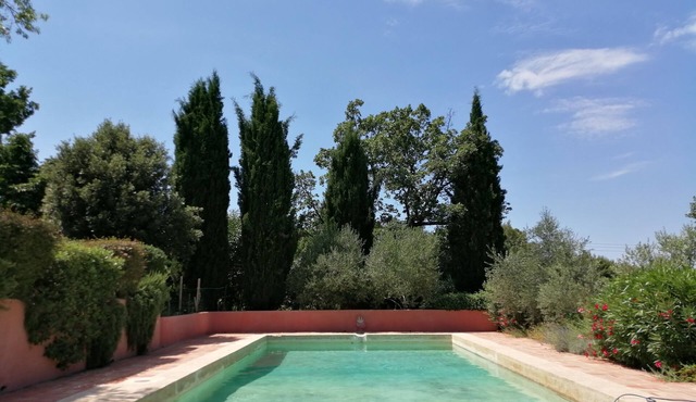 RARE, enchanting setting and authentic farmhouse in AIX-EN-PROVENCE