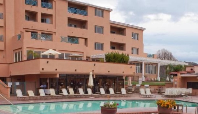 Rare Find! 3 Convenient Units, Pool, Free Parking, Minutes From Avila Beach