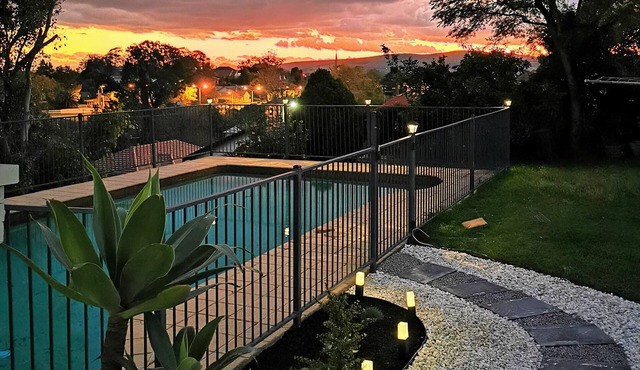 Rare Find! 5-bedroom Poolside Paradise