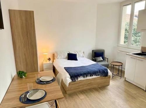 Rare Find Brand New & Fully Equipped Studio