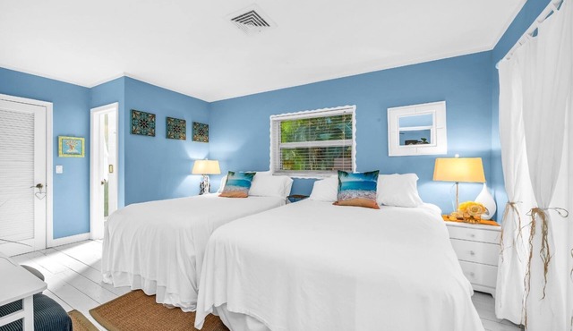 Rare Find! -East Boca Bliss - 1 mile to Beach 3-Bed 2 Bath home with Pool,