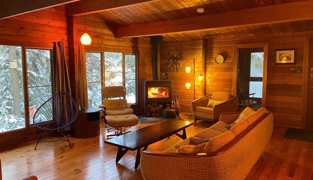 Rare Find: Private Cottage on 500 ft of Clear Waterfront — Book Your Escape