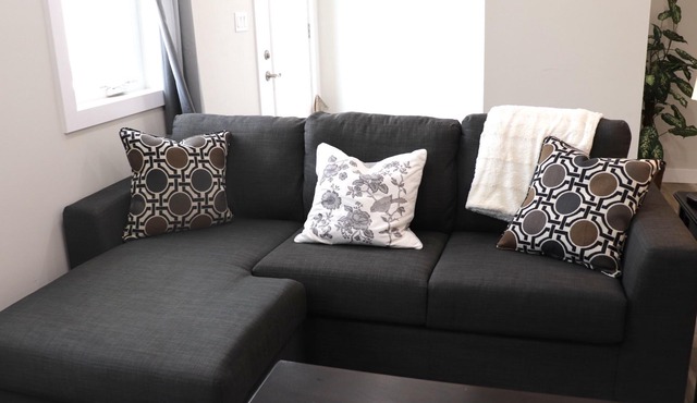 Rare*Full Home in Downtown Winnipeg|Free Parking