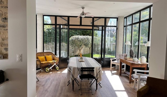 Rare Garden Oasis in Central Biarritz - 3BR/2.5BA - Quiet & Sun-Filled