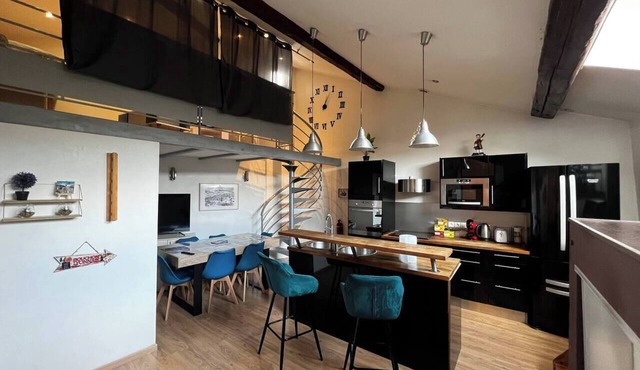 Rare gem located in the beating heart of Old Lyon.