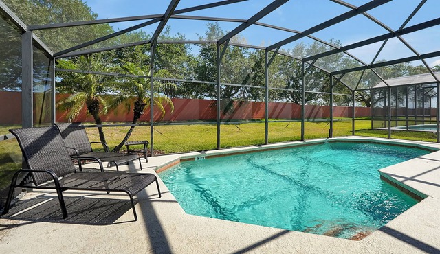 Rare Ground-Floor Master! Modern 4BR Solana Resort Home + FREE Pool Heat