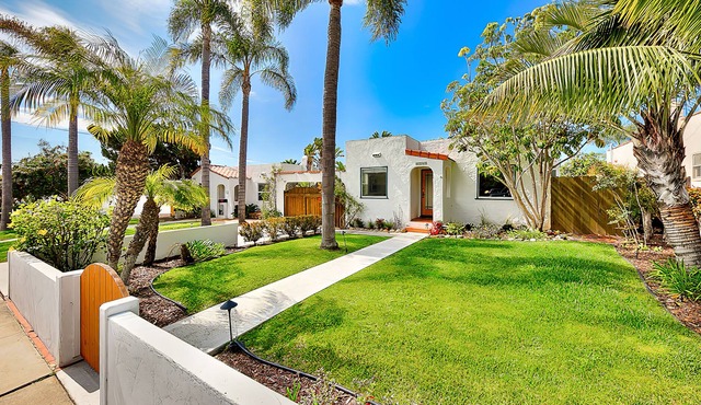 Rare home with lovely patio & outdoor shower - great location near everything