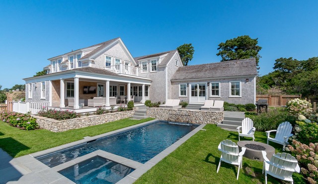 RARE-RENT 2 HOMES ON 1 PROPERTY WALK TO TOWN! 8 BR suites, pool, home theater.