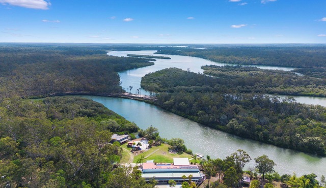 RARE RIVERFRONT - PEACE OF HEAVEN IN PACIFIC HAVEN