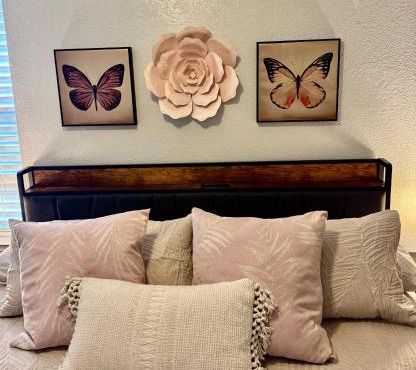 Rare to find a Desert Jewel, West Side, 3 Bedrooms