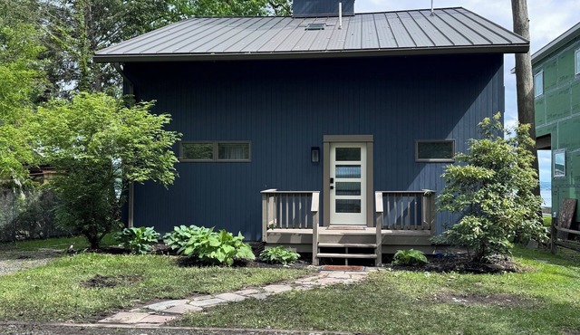 Rare Water-Level Lakefront Cottage on Seneca Lake – Dock and Fire Pit