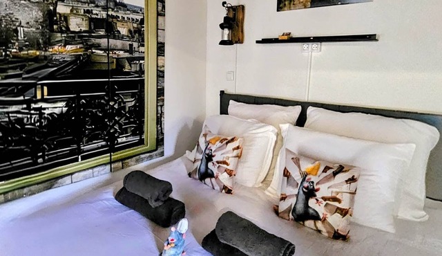 Ratatouille family room including breakfast