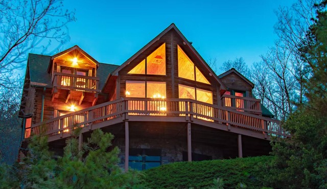 Rated Best Shenandoah Log Home by Washingtonian Magazine!