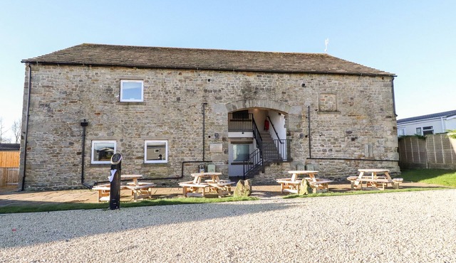 RATHMELL, pet friendly, with pool in Long Preston