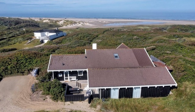 "Rauli" - 50m from the sea by Interhome