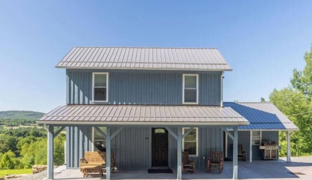 Raven Feather Retreat : Pet Friendly!