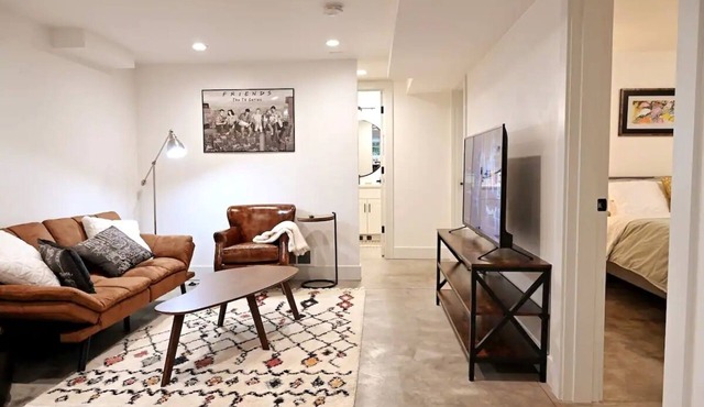 Ravenna Chic Escape/8 mins from UW/N Seattle by Zen Living