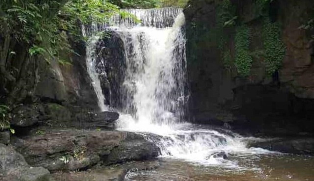 Rawtenstall bungalow. Great for steam train.