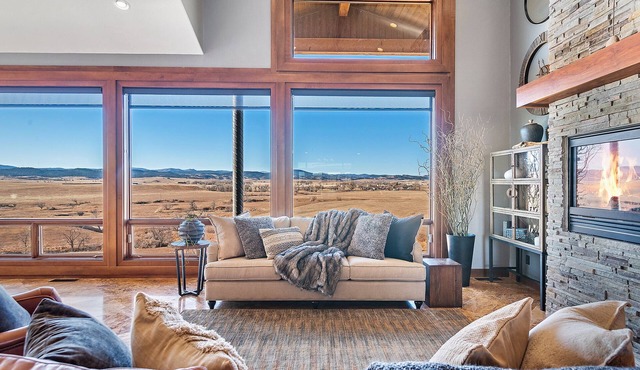 Raz Hideaway 7 Bedroom Mountain Ranch - Sleeps 24