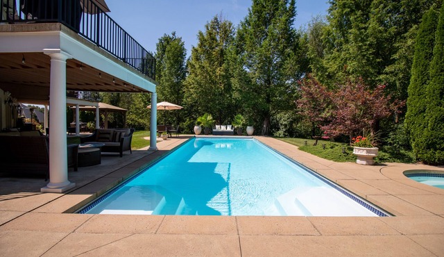 Razor Creek Estates - Dream Home!