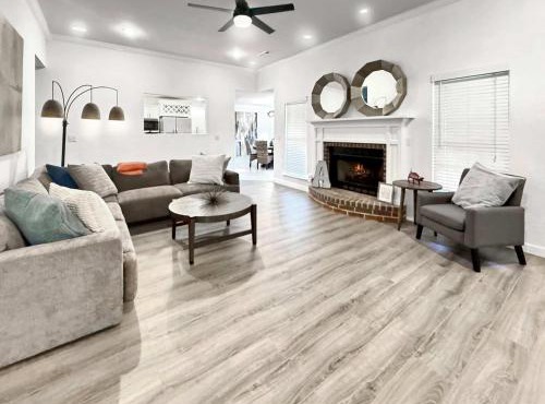 Razorback Retreat- 5 mi to University of Arkansas