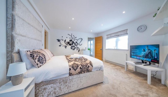 *RC7C* For your most relaxed & Cosy stay + Free Parking + Free Fast WiFi *