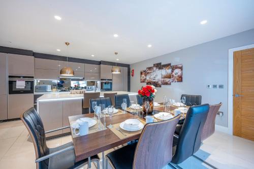 *RD7C* For your most relaxed & Cosy stay + Free Parking + Free Fast WiFi *