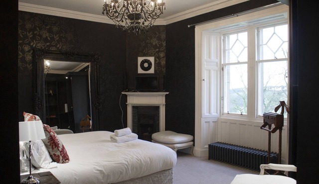 Re-Imagined Historical Country House Retreat