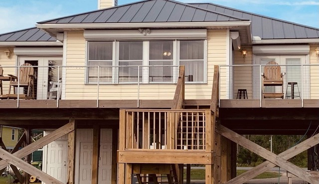 Reel Em Inn Bay Front House With boat ramp