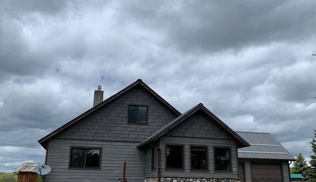 Real Estate near the Wind River Range of Wyoming!