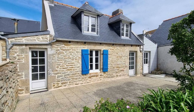 Real Fisherman's house, Close to beach, port and windsurfing