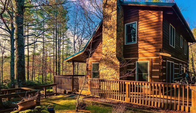 Real Log Cabin-Private Setting-Gated Community-Easy Access