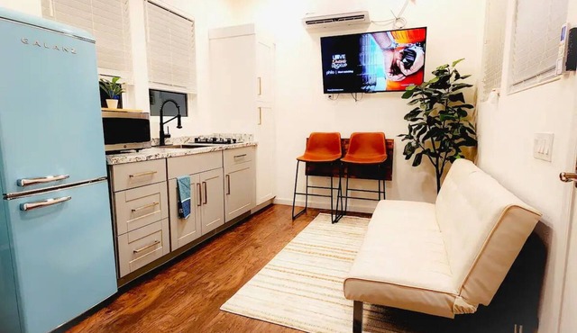 Real Tiny Home 200sqftnn