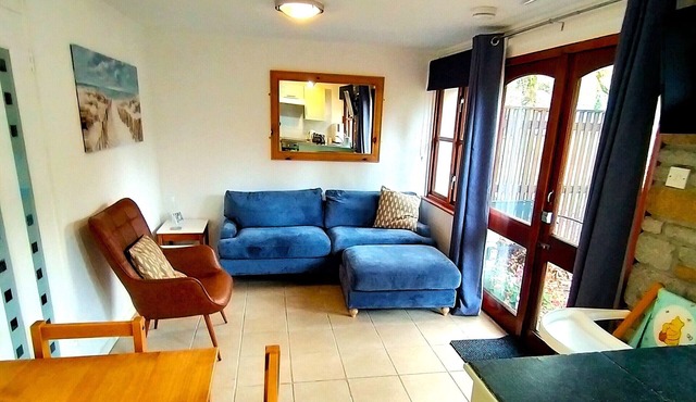 Rebels Retreat - 2-Bed Chalet nr St Ives & Hayle