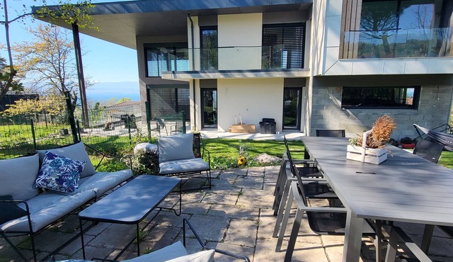 Recent 5-bedroom villa