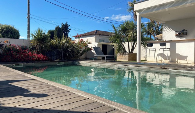 Recent contemporary villa between Montpellier and the beaches