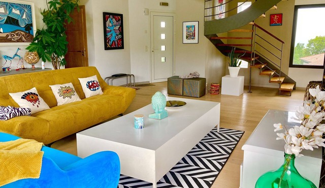 Recent house of 180 m² near the beaches of Anglet-Biarritz and Spain.