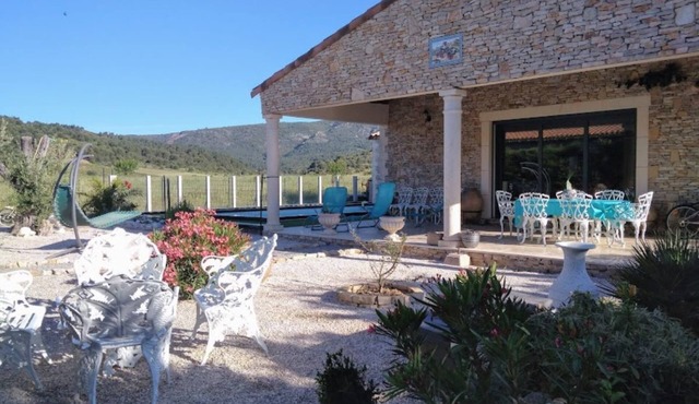 Recent villa in the heart of the Minervois/Private swimming pool/Air conditioning/WIFI