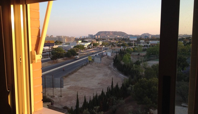 Recently built apartment, views of the castle of Santa Bárbara and gardens.