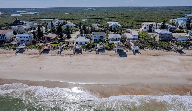 Recently Refreshed!/Oceanfront Deck & Cabana/Quiet Beach/5747S