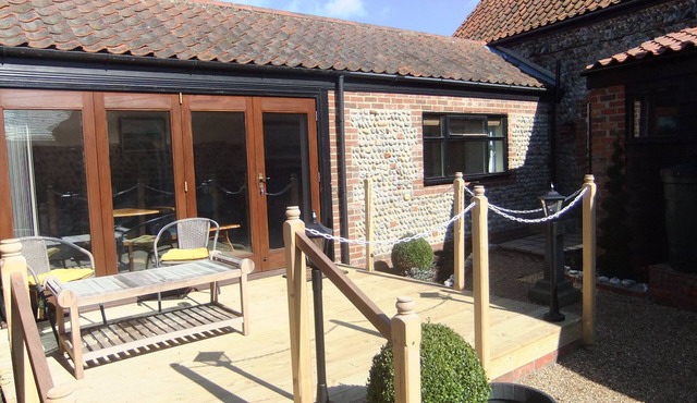 Recently refurbished barn, close to coast, pet friendly with a secure garden.