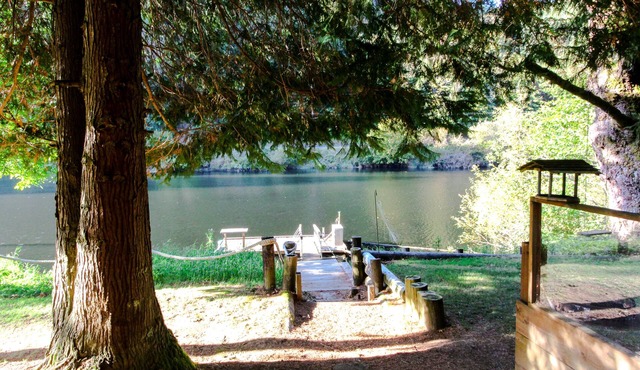 Recently remodeled home on the Alsea River w/private dock