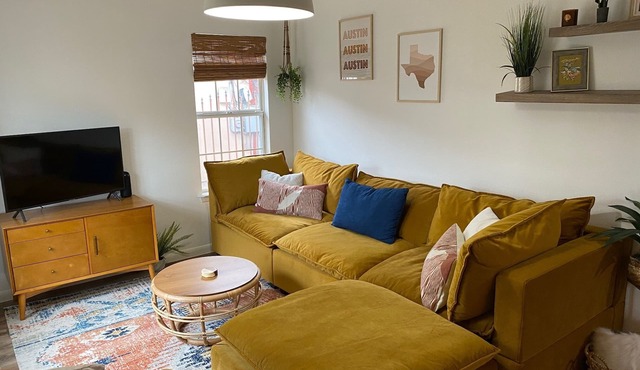 Recently renovated 1960's Bungalow centrally located in East Austin