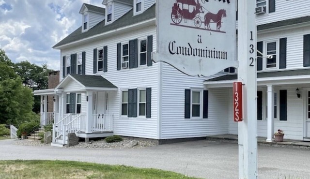 RECENTLY RENOVATED! 2 bed 2 bath on Newfound Lake, private beach, scenic views